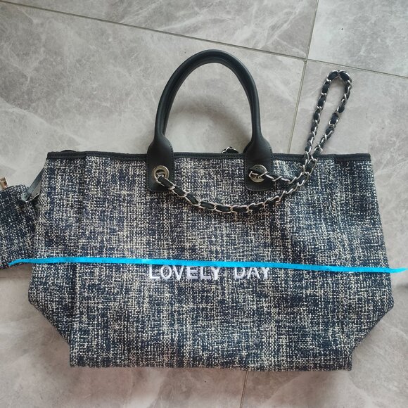 Large LOVELY DAY Woven Tote - Picture 11 of 13